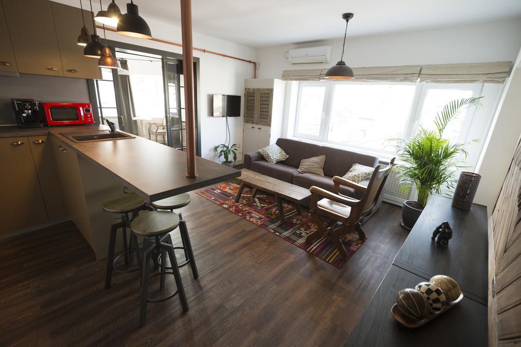 Bohemian Old Town Boutique Apartment บูคาเรสต์ ภายนอก รูปภาพ